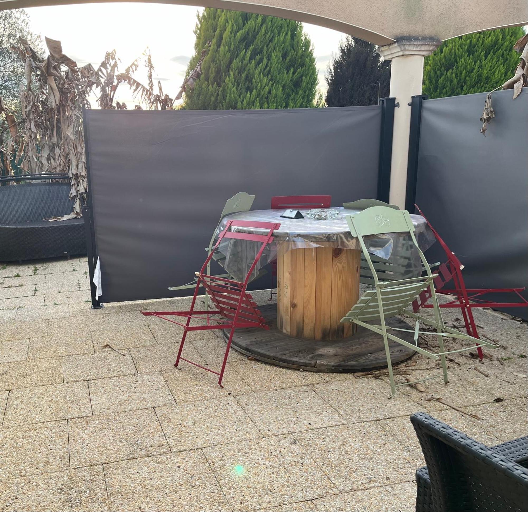 Charmant T2, Cl 3 Etoiles, 4 Lits, 4 Personnes Et 1Enfant, Parking Et Terrasse Saint-Sever  Dış mekan fotoğraf